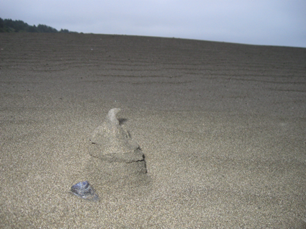 UFO sand castle2.jpg